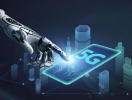 OPPO��ʽ����: �ɹ���ͨȫ���׸�5G�ֻ�΢����Ƶͨ��