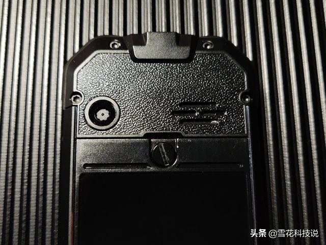 全面屏手机时代的功能机觉醒——三防手机MANN S2体验-11.jpg