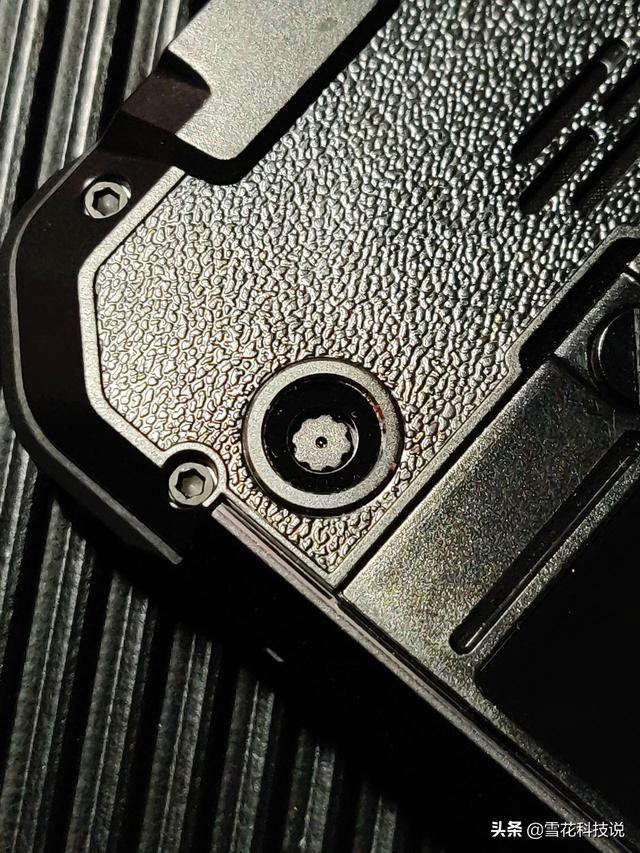 全面屏手机时代的功能机觉醒——三防手机MANN S2体验-16.jpg
