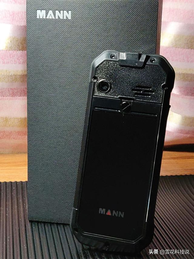 全面屏手机时代的功能机觉醒——三防手机MANN S2体验-30.jpg