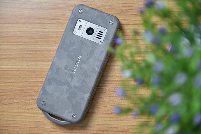 øʵõĻѡ ֻ nokia 800-5.jpg