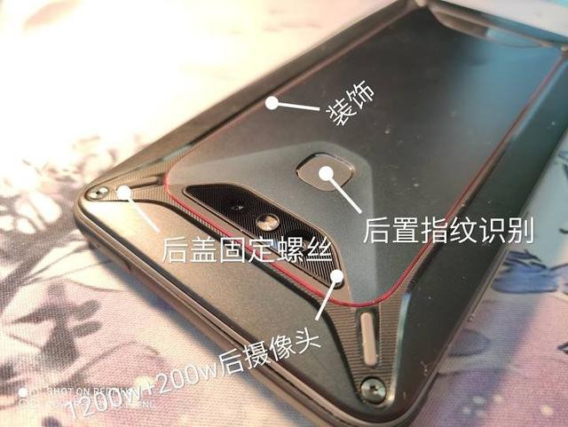 ˵ IP68 ֻСع⣺治-2.jpg