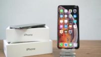 iPhone XS Max: ?