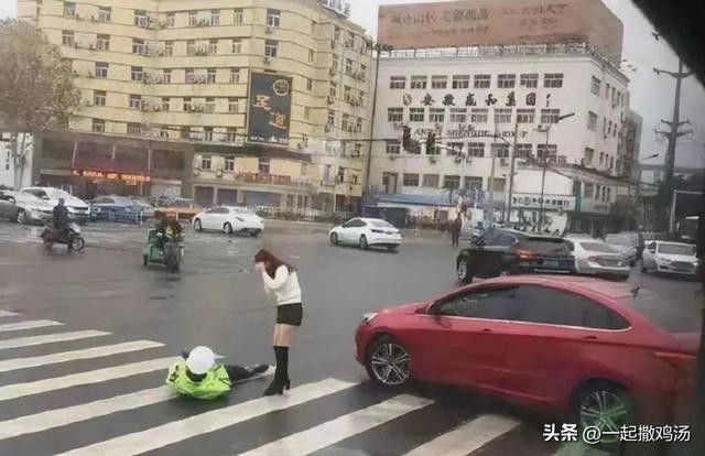 Ц